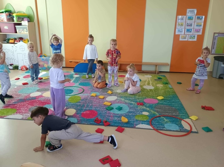 DZIEŃ JABŁKA W "KOTKACH"