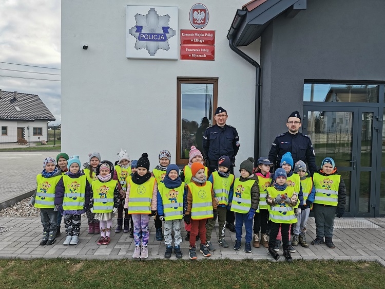 Z WIZYTĄ U POLICJANTÓW