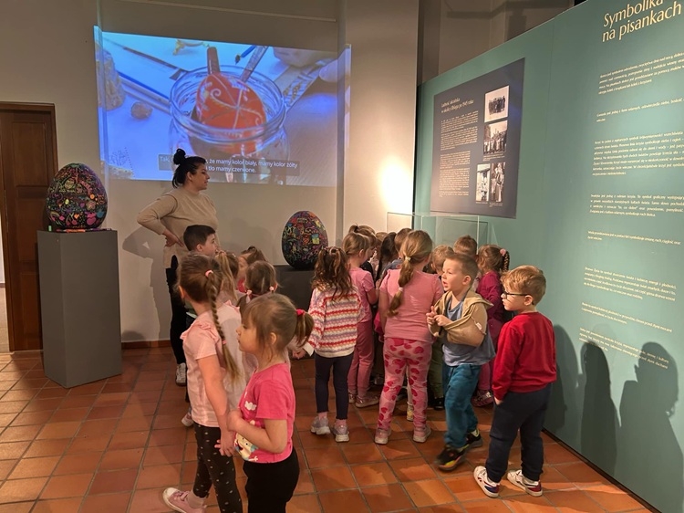 "ZAJĄCZKI" W MUZEUM ARCHEOLOGICZNO-HISTORYCZNYM W ELBLĄGU